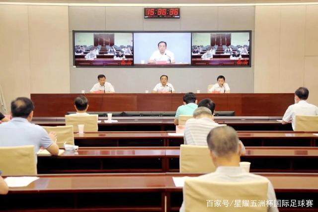 伦纳德正式续约猛龙，签下两年1.15亿合同